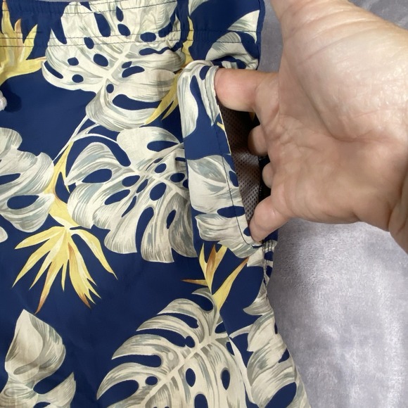 Tommy Bahama Relax Swim Trunks Mens Large Blue Tropical Mesh Lined Board Shorts‎ - Picture 4 of 10